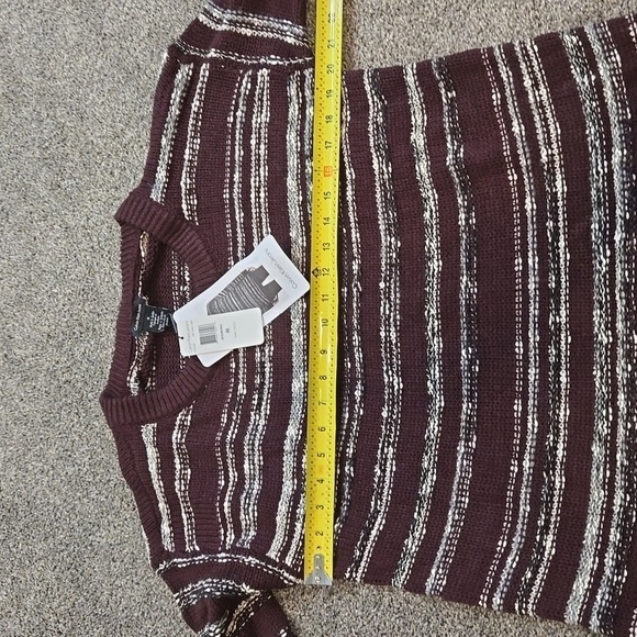 NWT Calvin Klein Jeans Women Knit classic plum Sweater sz M - Picture 8 of 8